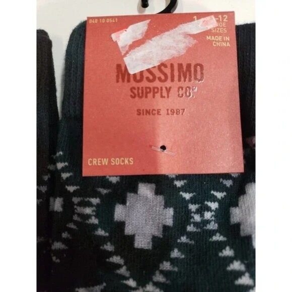 Mossimo Supply Co. Size 6-12 Crew Socks Geometric Pattern Green White NEW - Picture 2 of 2
